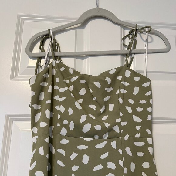 Lulu's Spotted Green Midi-Dress - Picture 3 of 3